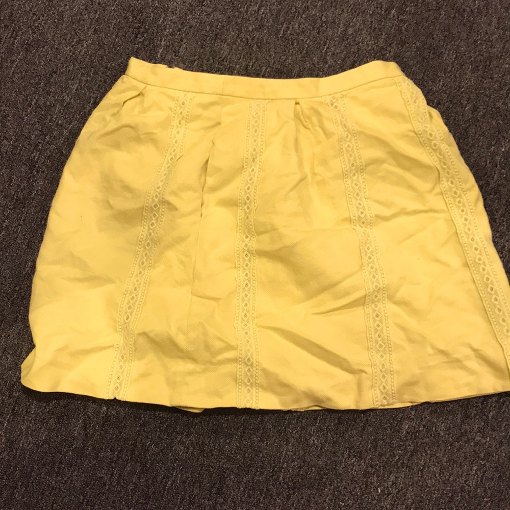 High waisted yellow eyelet skirt